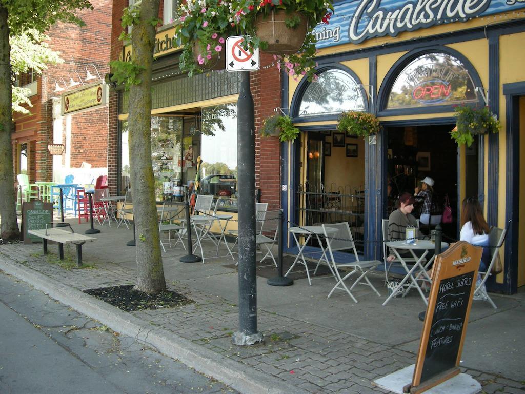 Canalside Restaurant, Inn & Kitchen Store พอร์ทโคลบอร์น ภายนอก รูปภาพ
