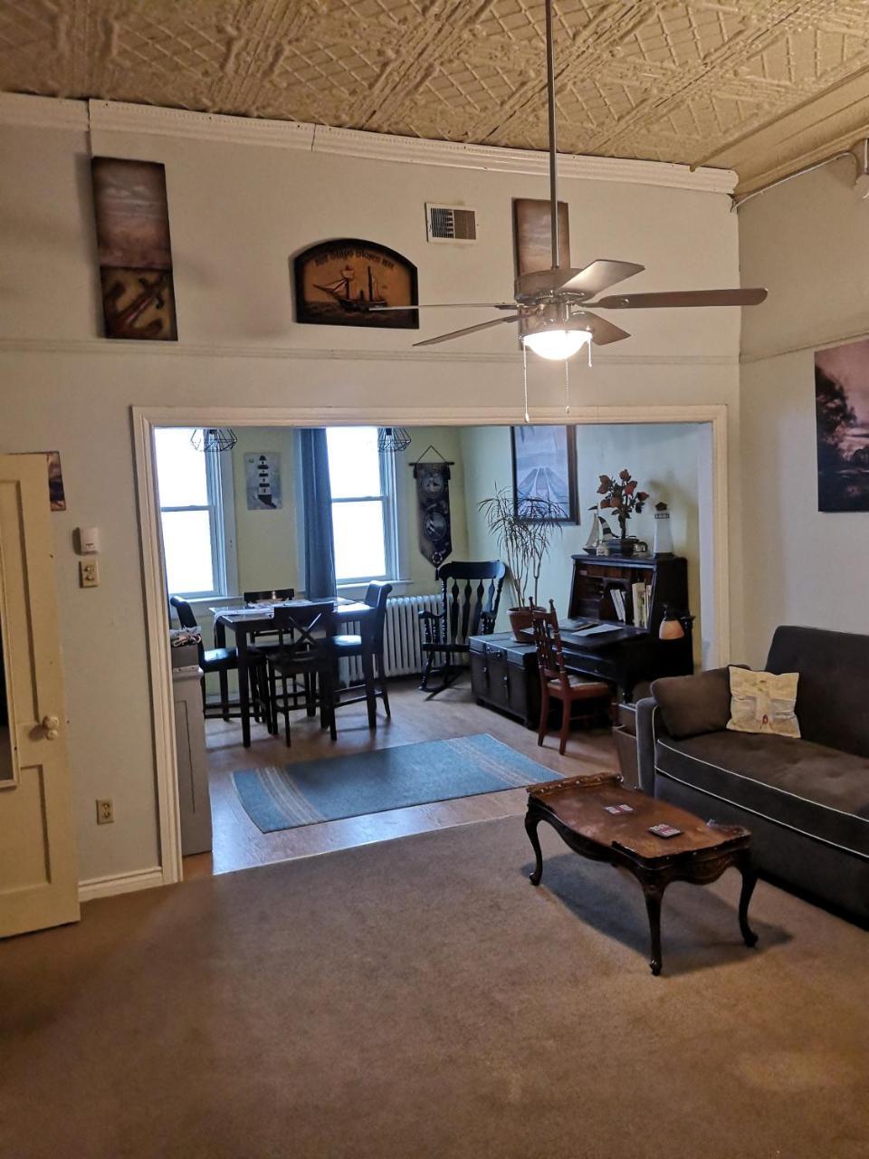 Canalside Restaurant, Inn & Kitchen Store พอร์ทโคลบอร์น ภายนอก รูปภาพ